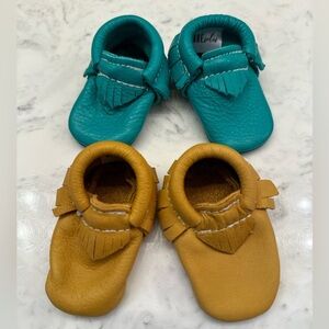 Baresoles Moccasins Genuine Leather Soft Soles Handmade Newborn Lot Of 2! EUC!‎